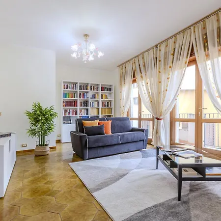 Il Rifugio Dei Lettori Con Terrazza Apartment *